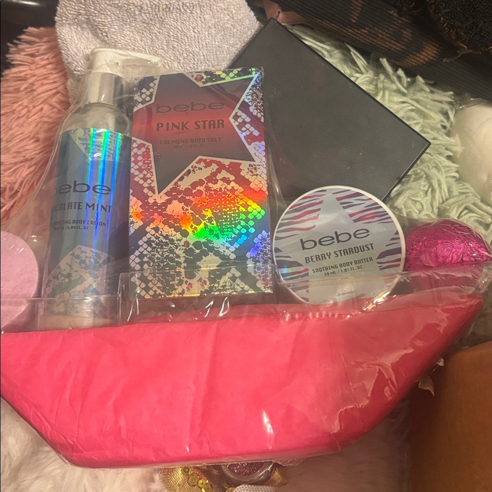 Néw BeBe gift set - Picture 9 of 9